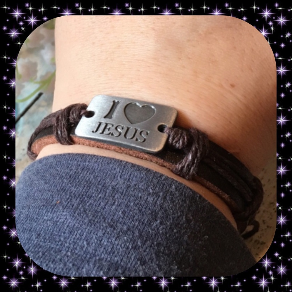 I Love Jesus Bracelet ( Brown ) - Picture 4 of 7
